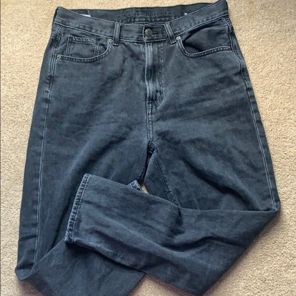 american eagle black mom jeans